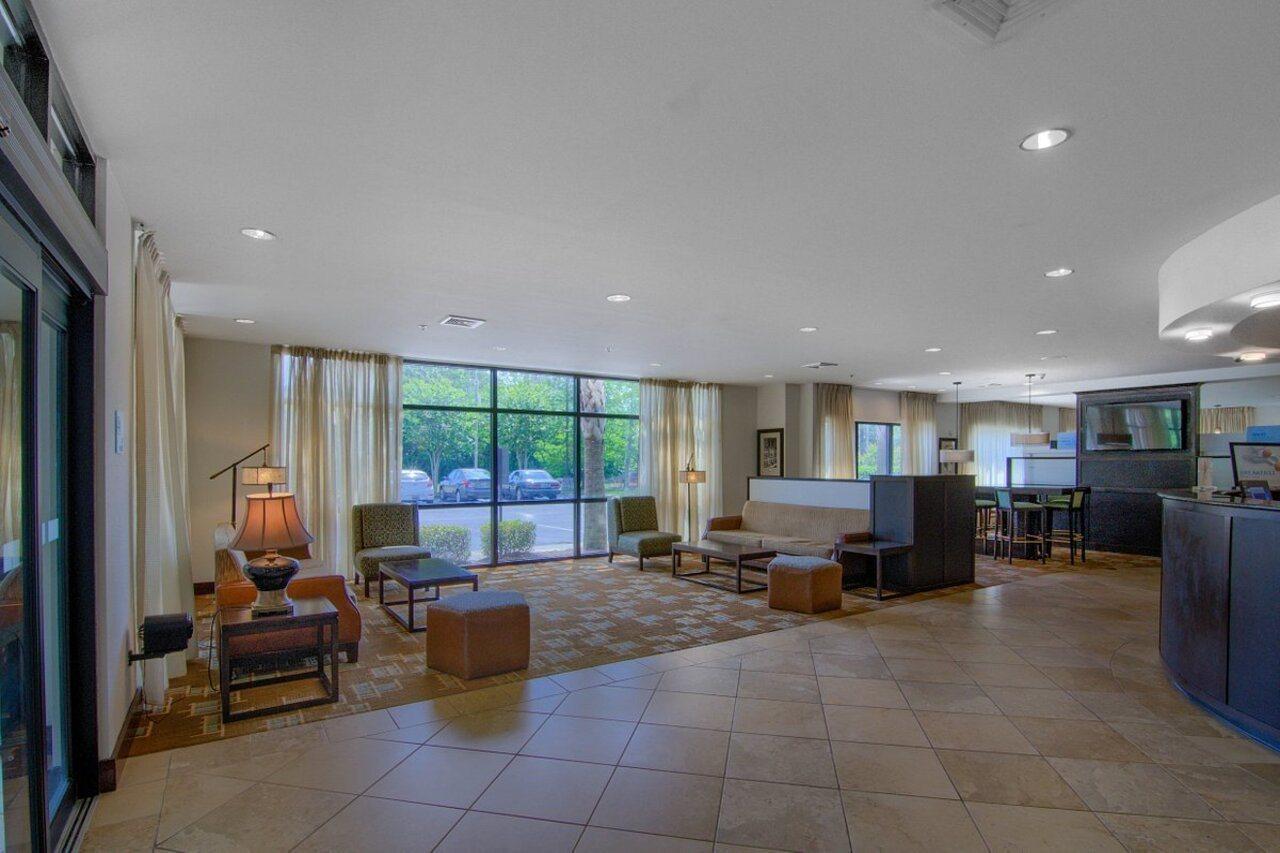 Comfort Suites Mobile-South Alabama University Area Bagian luar foto