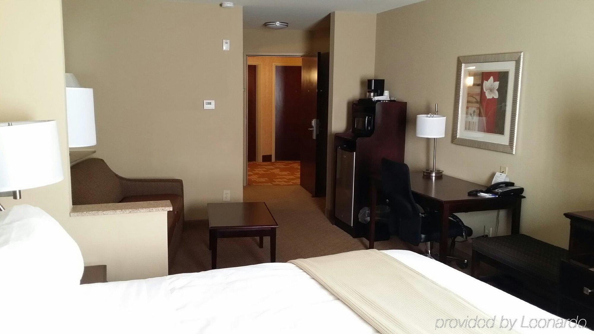 Comfort Suites Mobile-South Alabama University Area Bagian luar foto